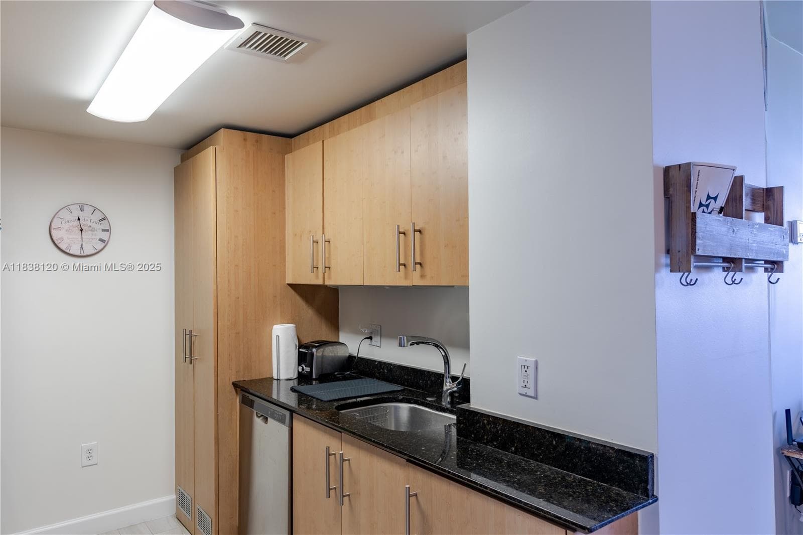 10275 Collins Ave # 634, Bal Harbour FL 33154 — 8