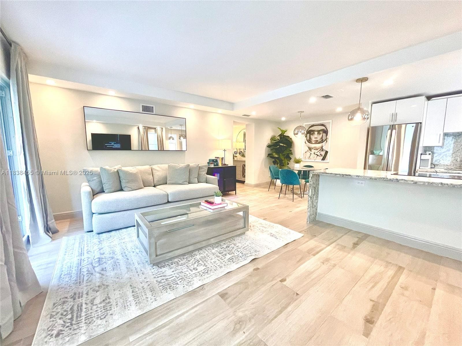 626 Meridian Ave # 1, Miami Beach FL 33139 — 2