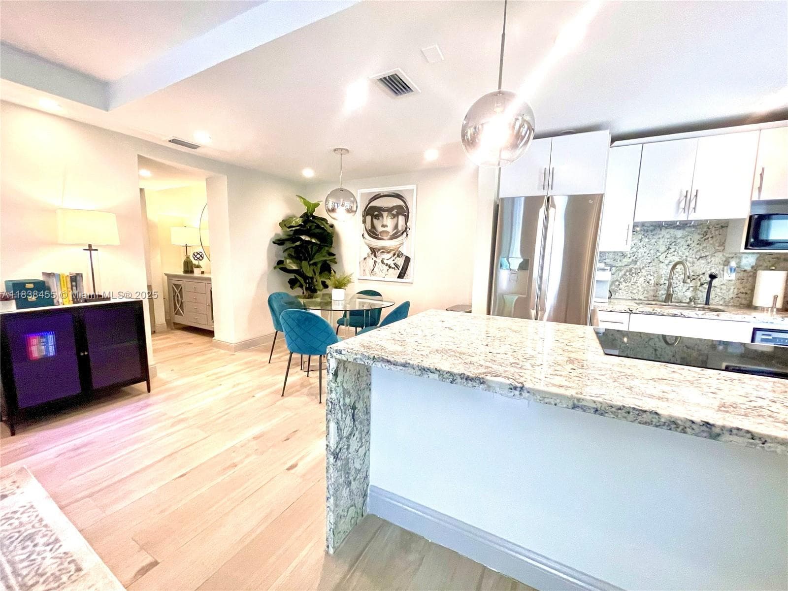 626 Meridian Ave # 1, Miami Beach FL 33139 — 4