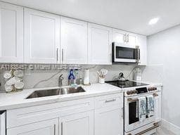 350 Grapetree Dr # 405, Key Biscayne FL 33149 — 12