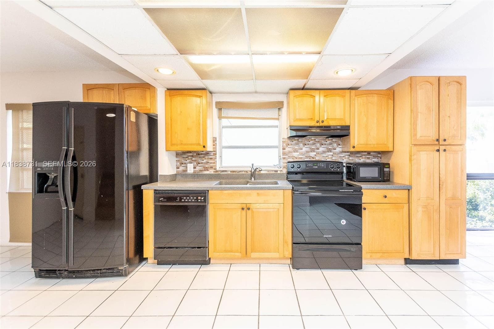 3862 NE 171st St # B, North Miami Beach FL 33160 — 12