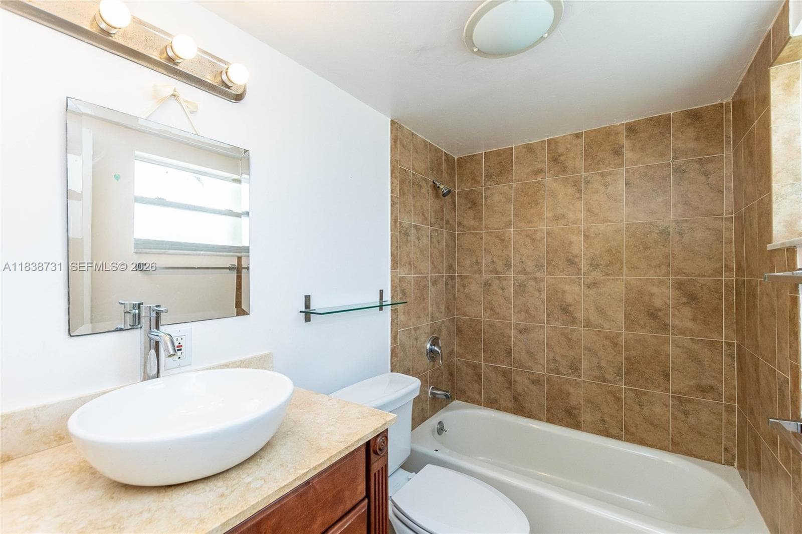 3862 NE 171st St # B, North Miami Beach FL 33160 — 22