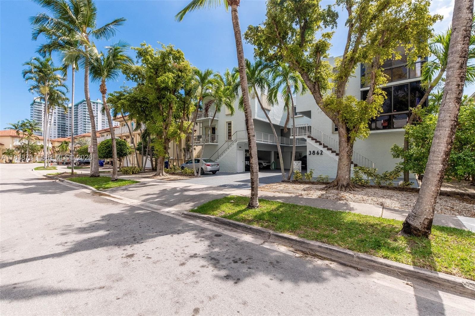 3862 NE 171st St # B, North Miami Beach FL 33160 — 3
