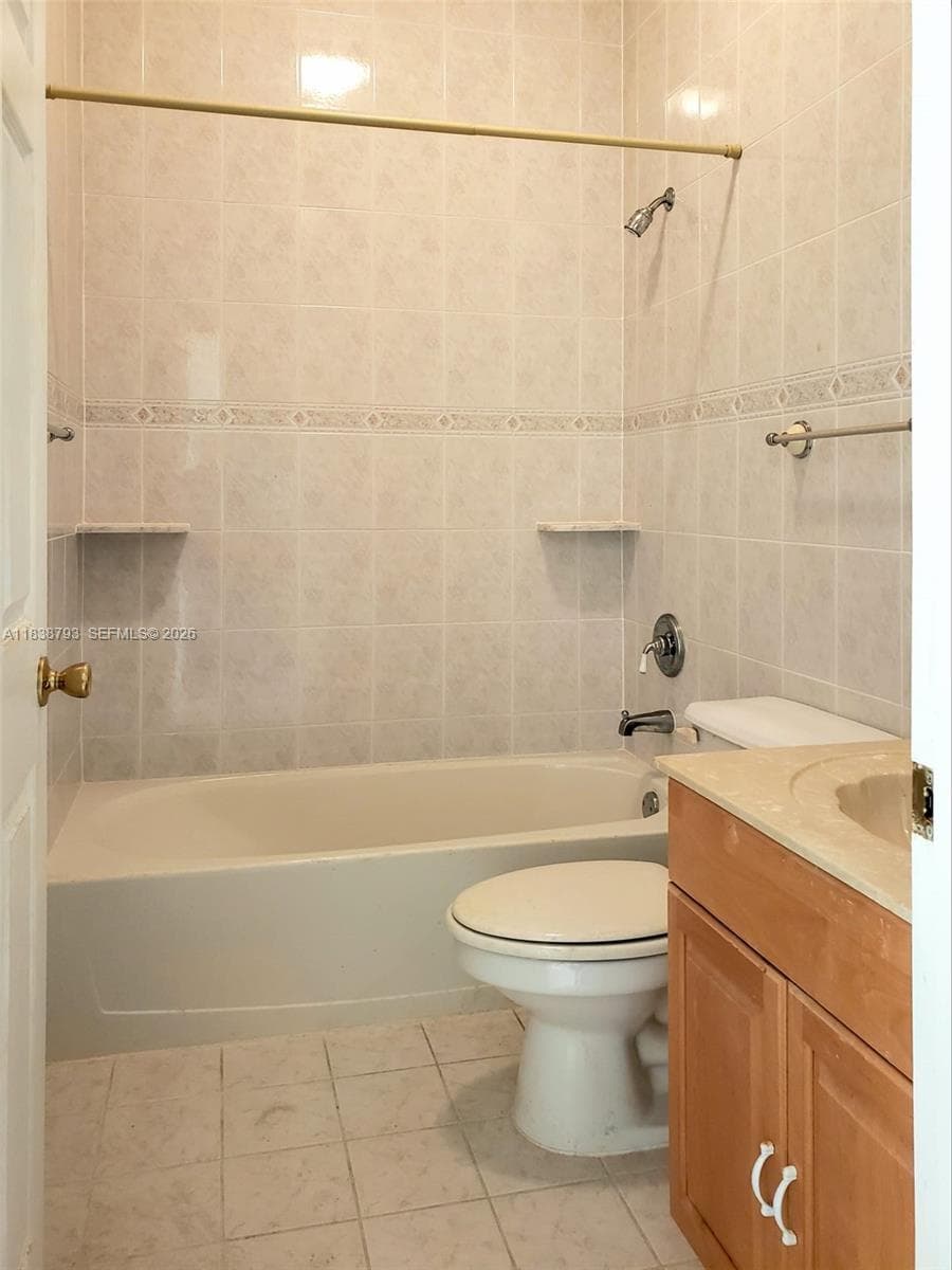 3124 Prairie Ave, Miami Beach FL 33140 — 30