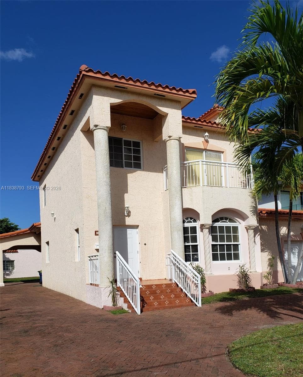 3124 Prairie Ave, Miami Beach FL 33140 — 37
