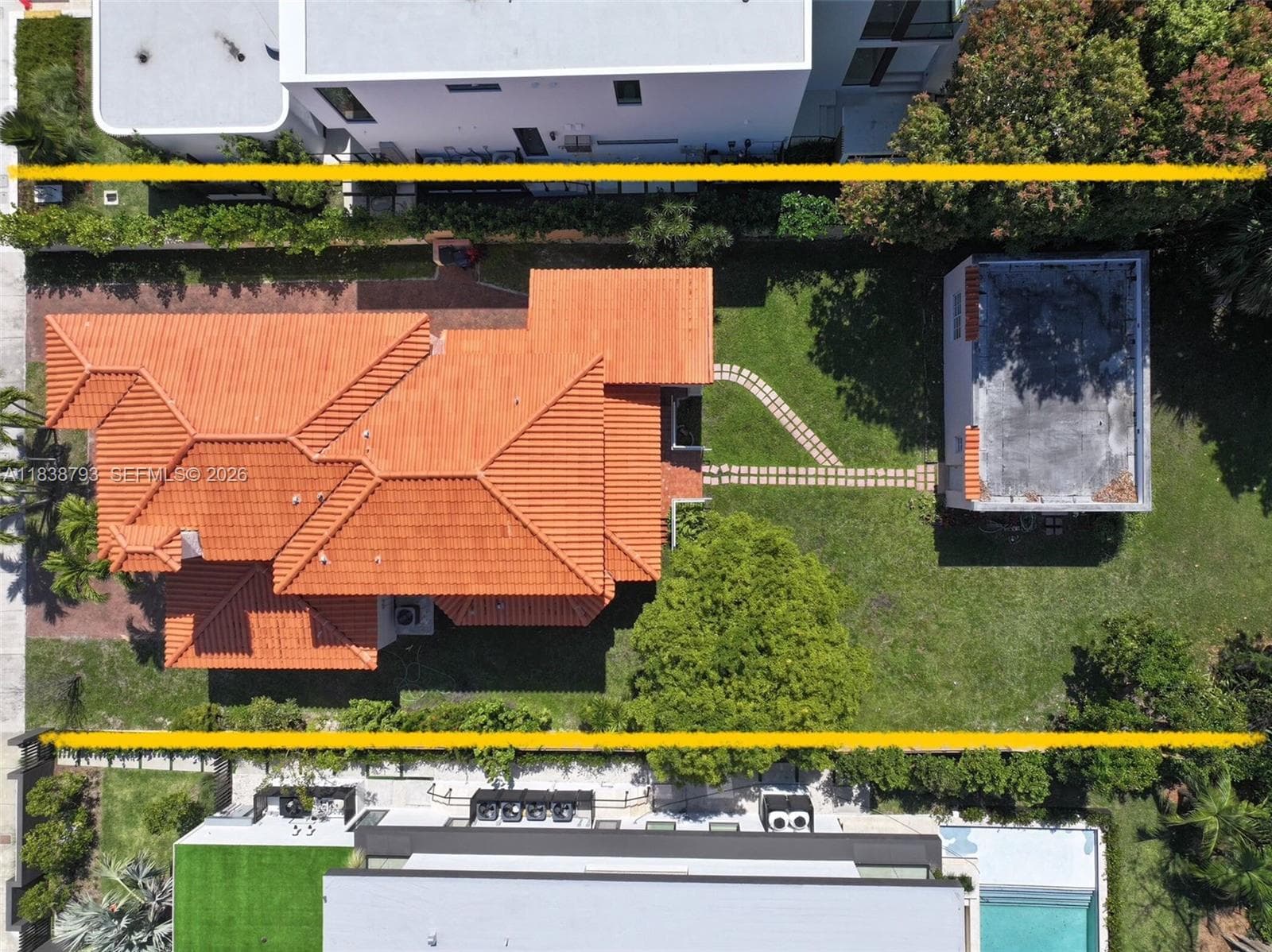 3124 Prairie Ave, Miami Beach FL 33140 — 39