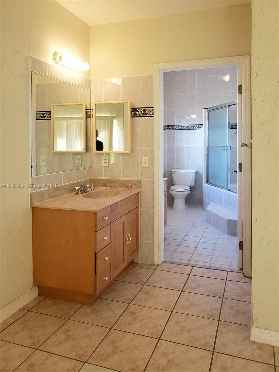 3124 Prairie Ave, Miami Beach FL 33140 — 29