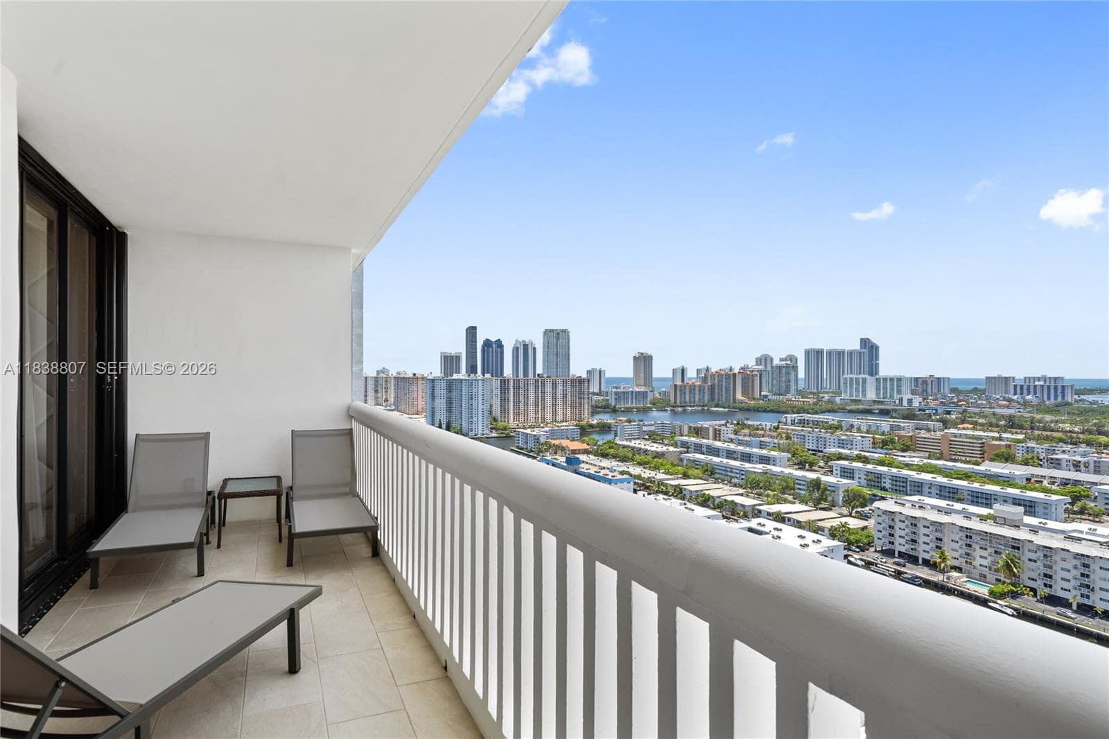 2000 Island Blvd # 2409, Aventura FL 33160 — 7