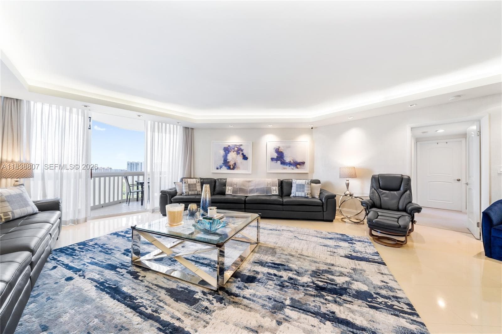 2000 Island Blvd # 2409, Aventura FL 33160 — 3