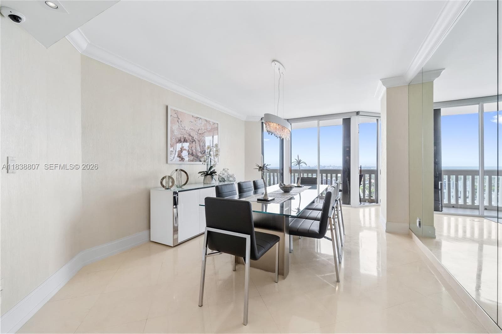 2000 Island Blvd # 2409, Aventura FL 33160 — 9