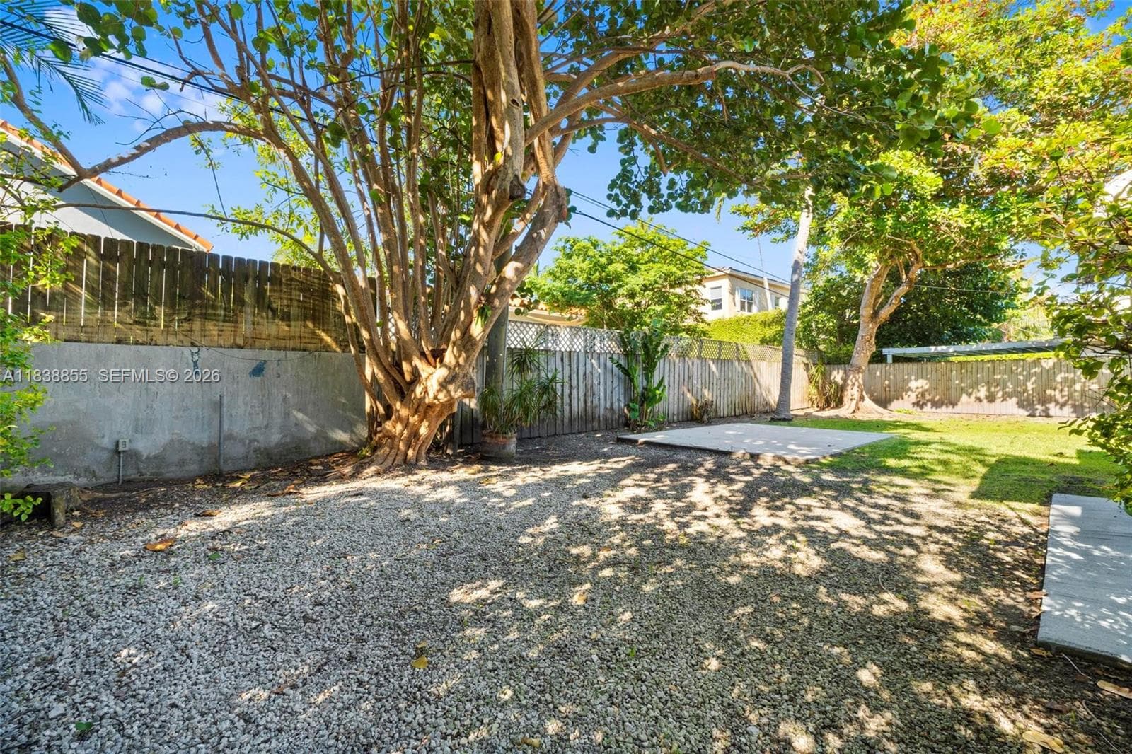 738 Fernwood Rd, Key Biscayne FL 33149 — 37