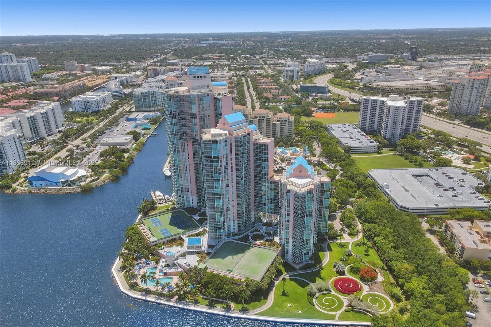 3370 Hidden Bay Dr # 812, Aventura FL 33180 — 54