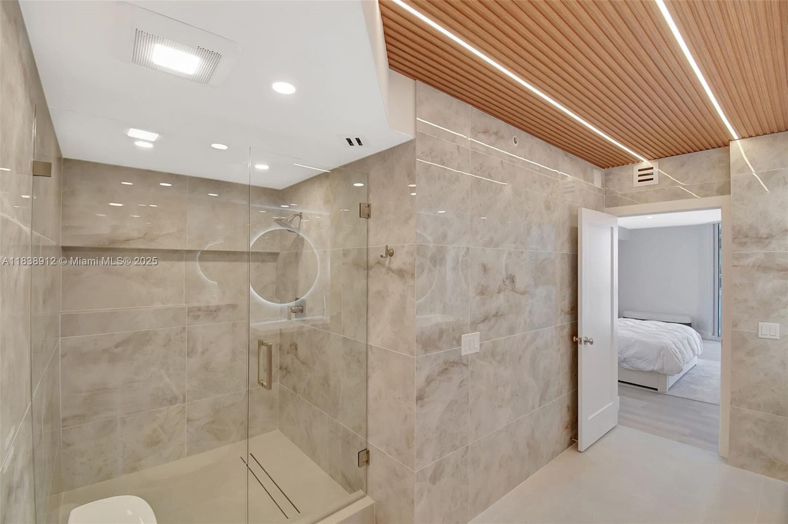3370 Hidden Bay Dr # 812, Aventura FL 33180 — 30