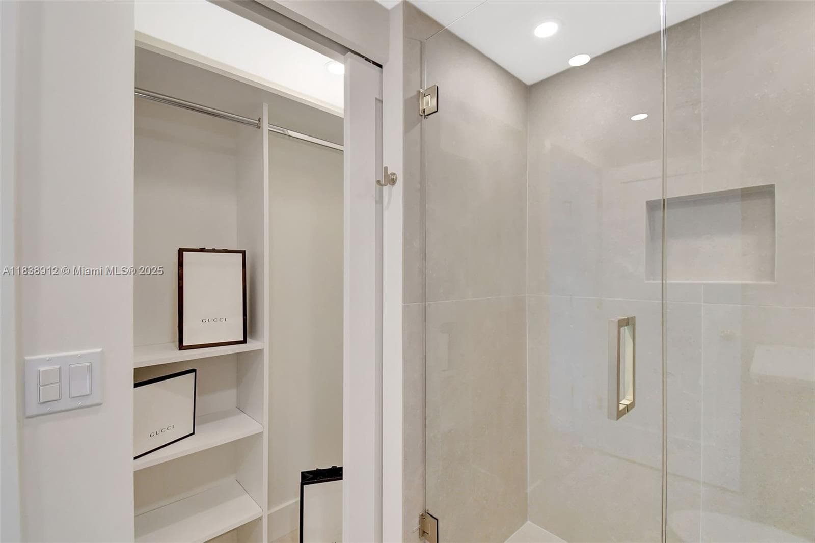 3370 Hidden Bay Dr # 812, Aventura FL 33180 — 19