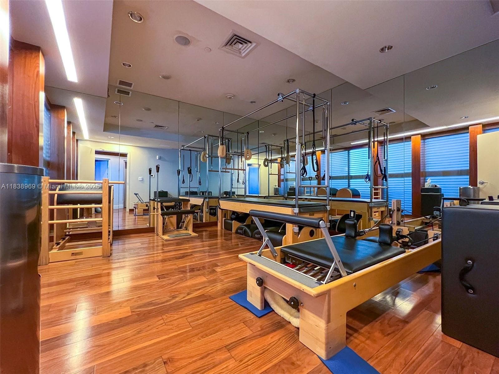 6799 Collins Ave # 804, Miami Beach FL 33141 — 42