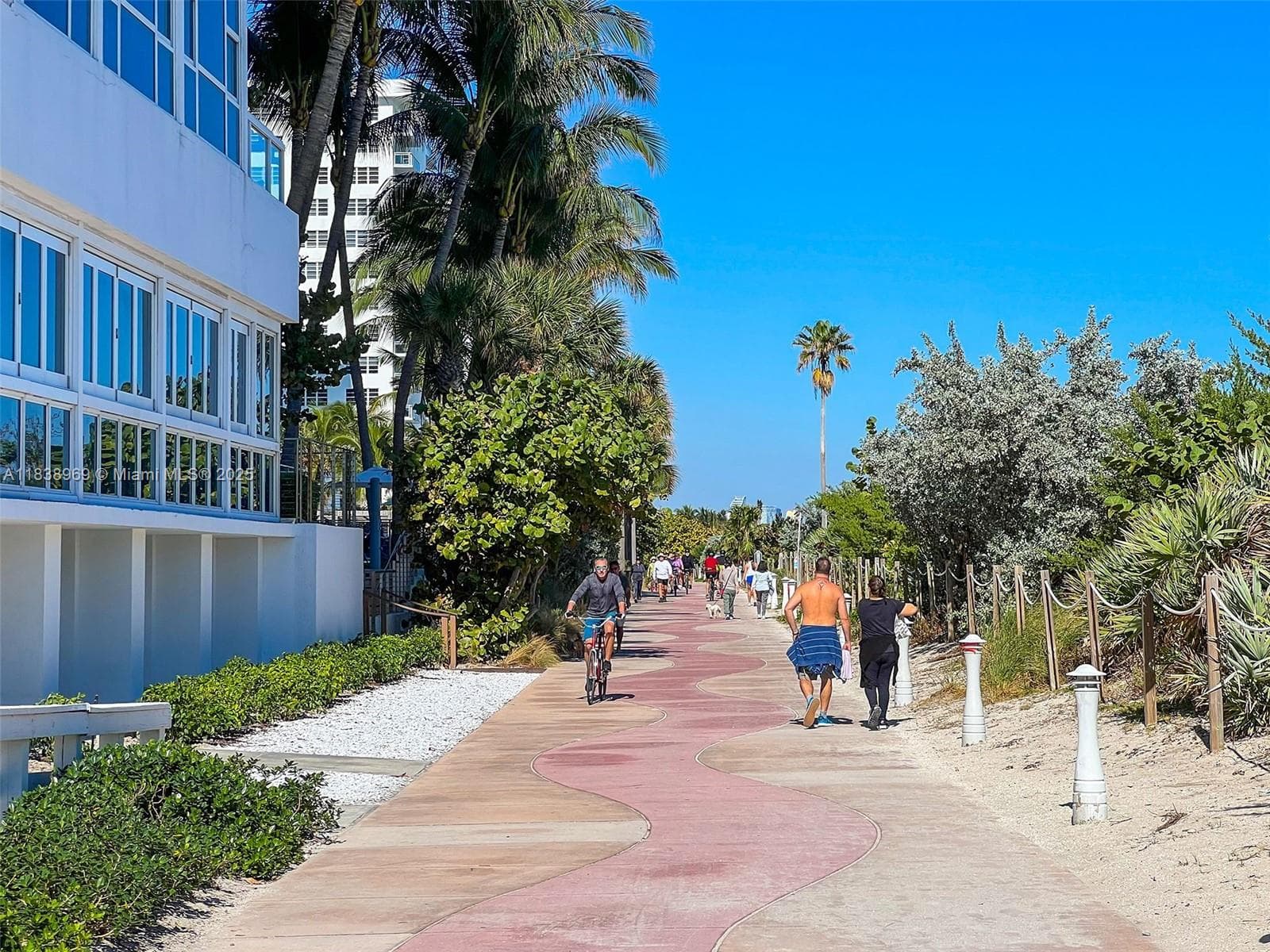 6799 Collins Ave # 804, Miami Beach FL 33141 — 31
