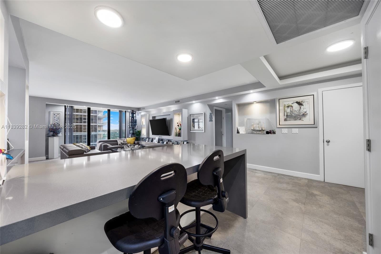 9801 Collins Ave # 16U, Bal Harbour FL 33154 — 16