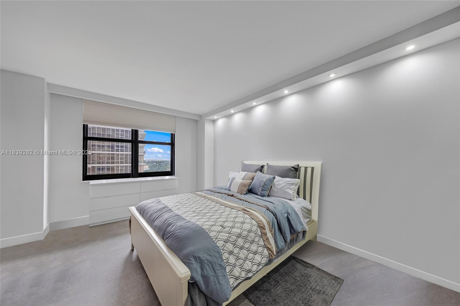 9801 Collins Ave # 16U, Bal Harbour FL 33154 — 19