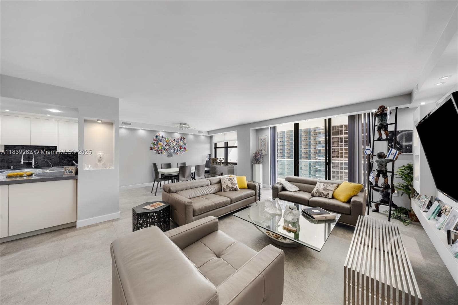 9801 Collins Ave # 16U, Bal Harbour FL 33154 — 4