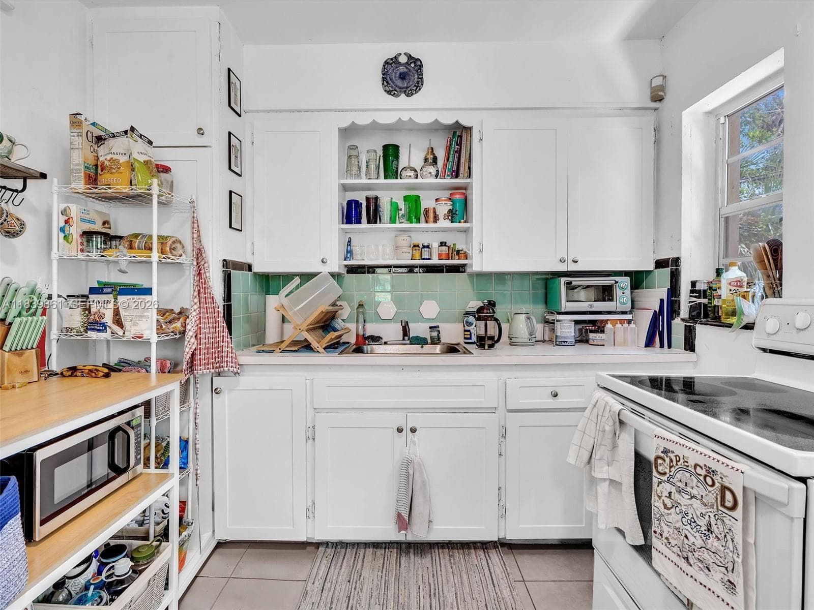 3210 E Elizabeth St, Miami FL 33133 — 16