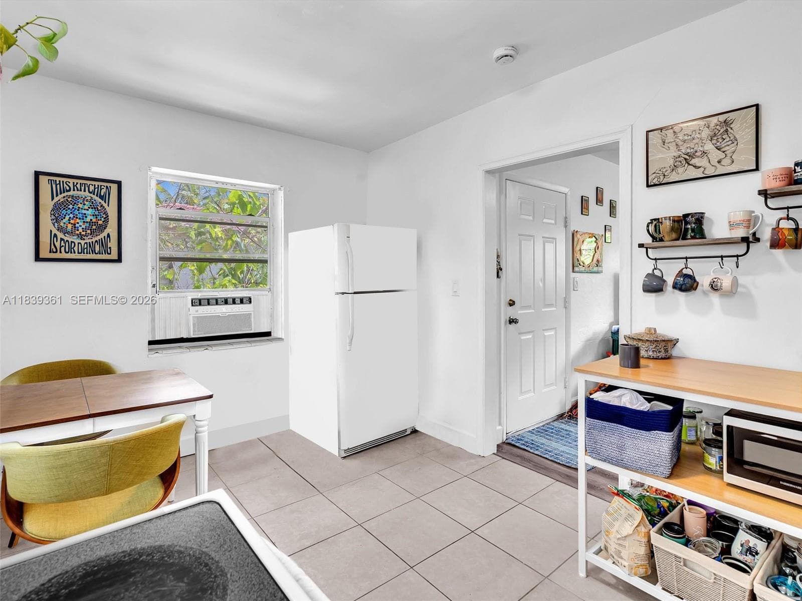 3210 E Elizabeth St, Miami FL 33133 — 20