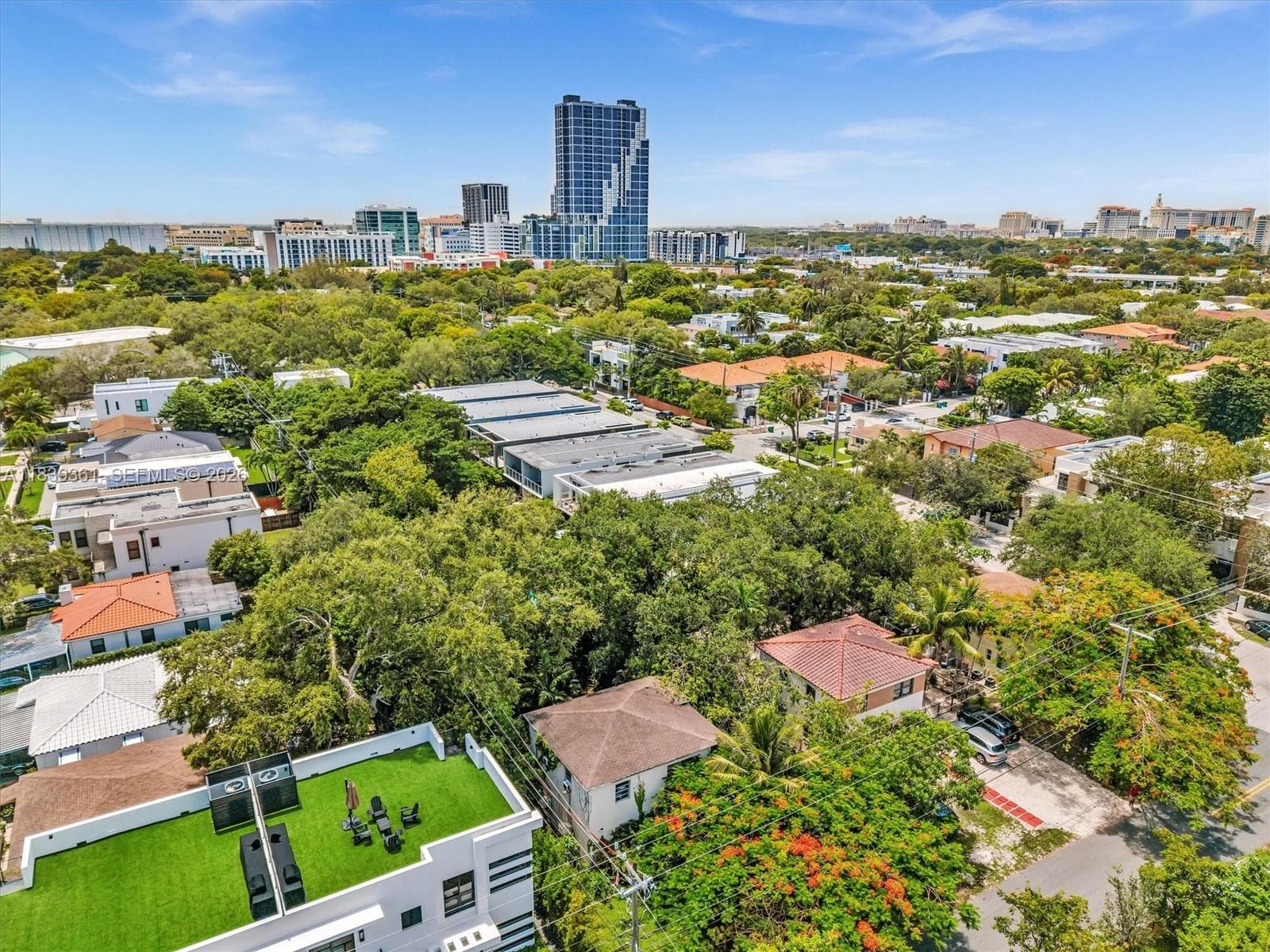 3210 E Elizabeth St, Miami FL 33133 — 41
