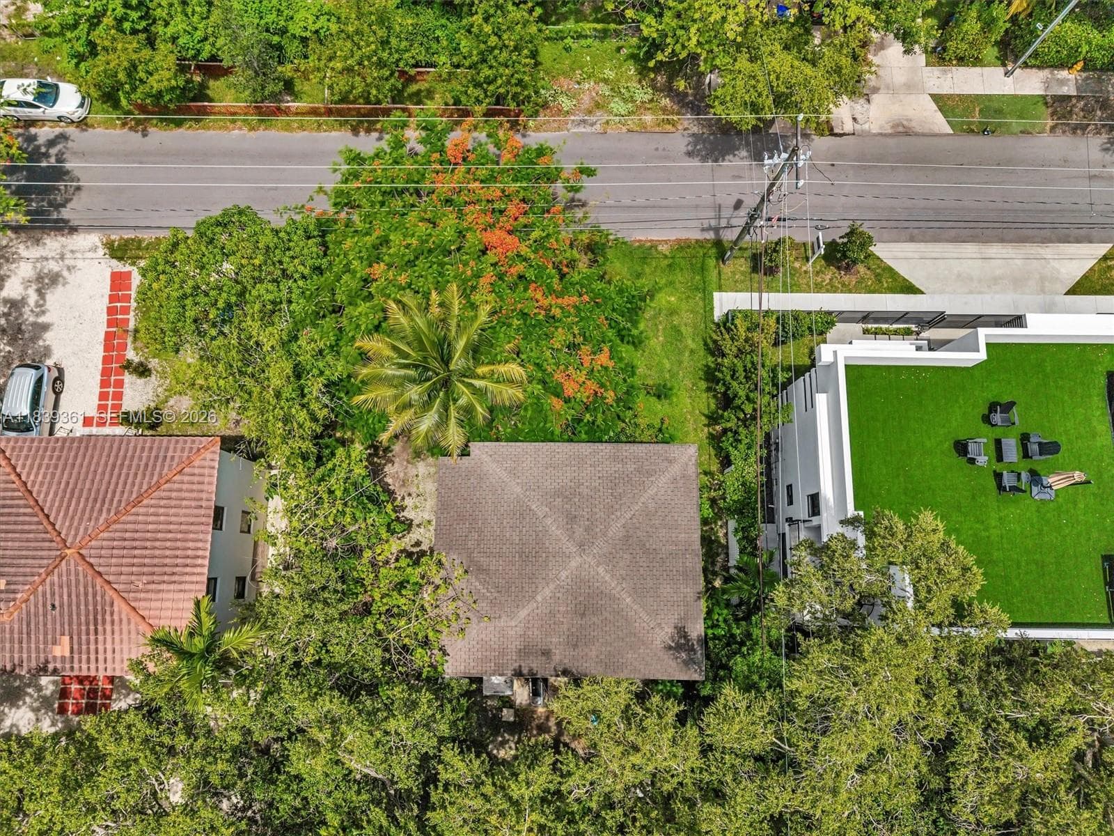 3210 E Elizabeth St, Miami FL 33133 — 64