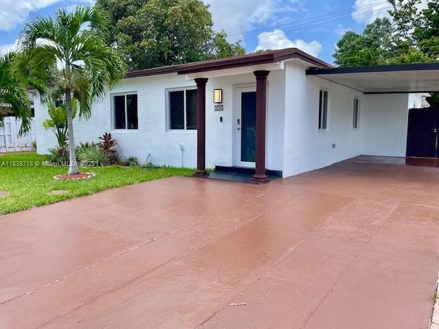 330 W 40th Pl, Hialeah FL 33012 — 1