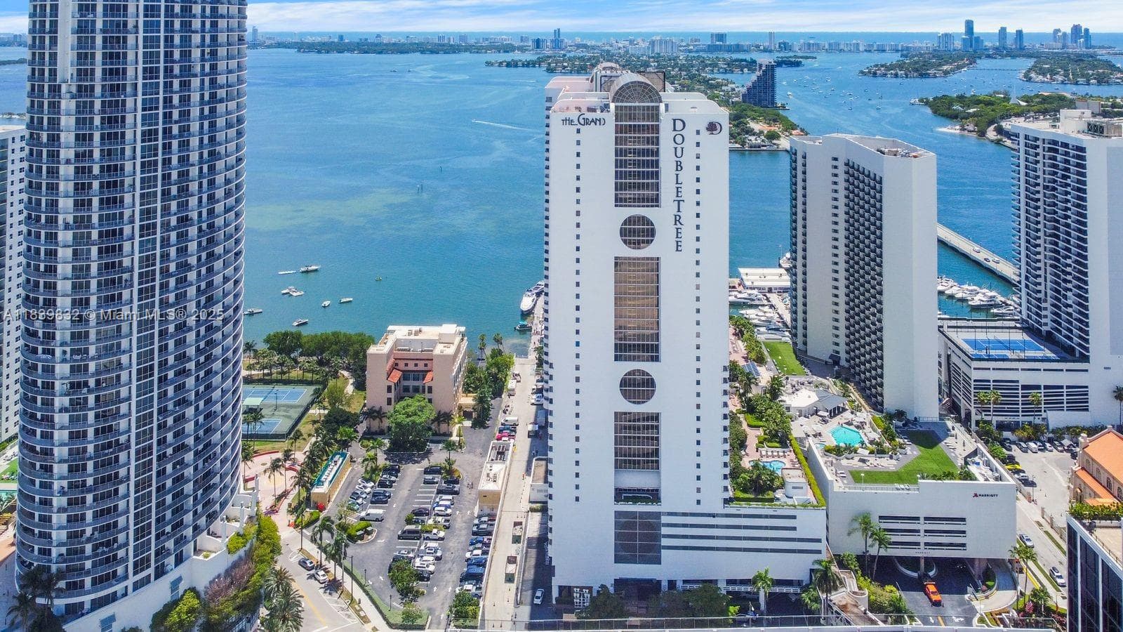 1717 N Bayshore Dr # 2635, Miami FL 33132 — 2