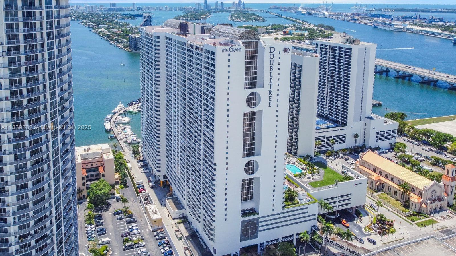 1717 N Bayshore Dr # 2635, Miami FL 33132 — 1