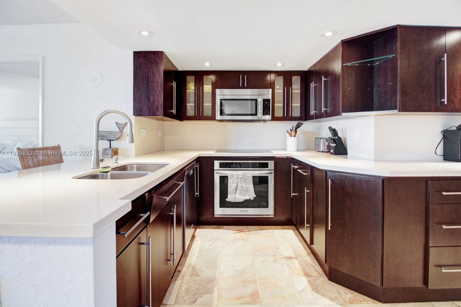1717 N Bayshore Dr # 2635, Miami FL 33132 — 10