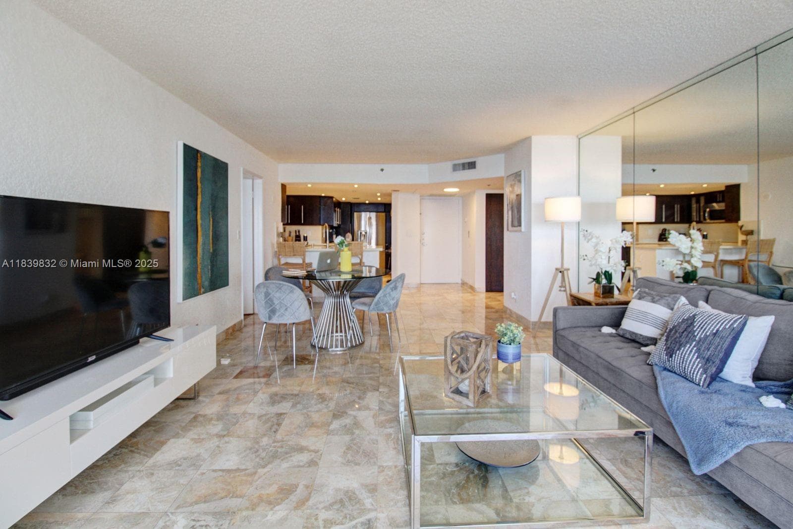 1717 N Bayshore Dr # 2635, Miami FL 33132 — 8