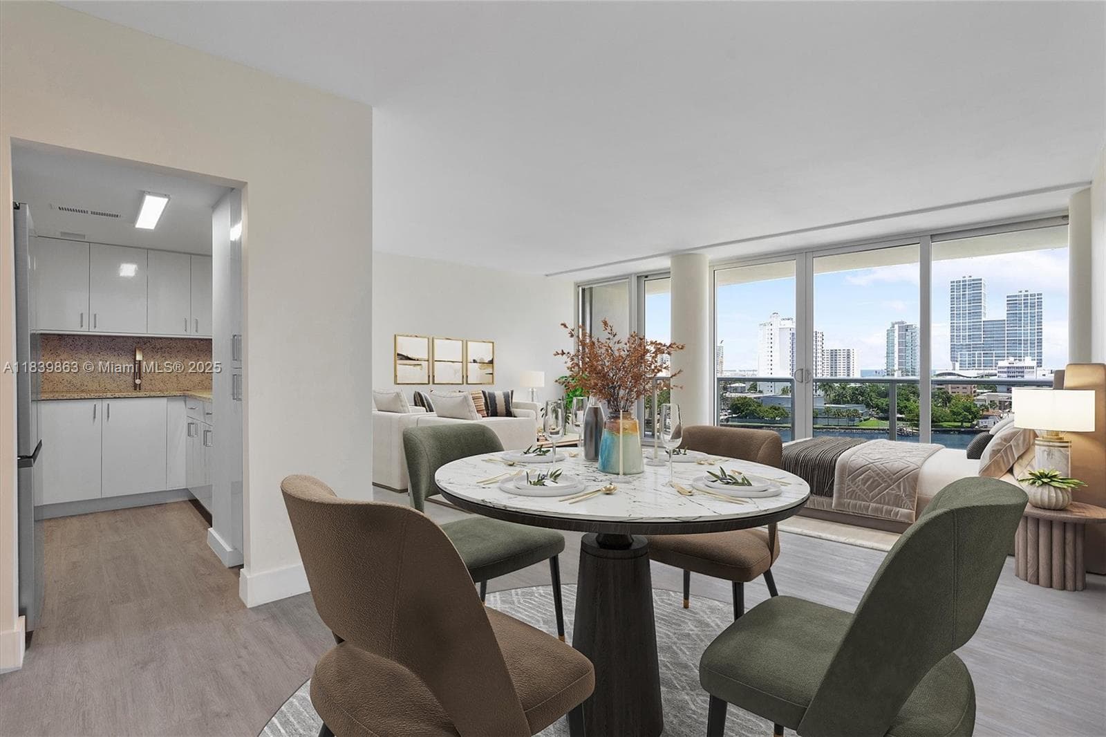 900 Bay Dr, Miami Beach FL 33141 — 27