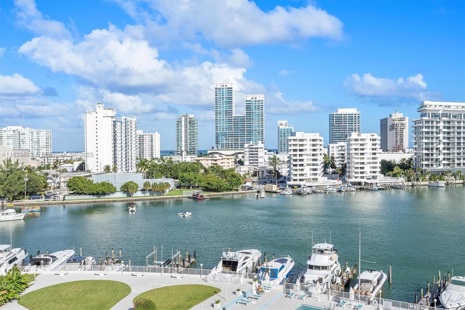 900 Bay Dr, Miami Beach FL 33141 — 44