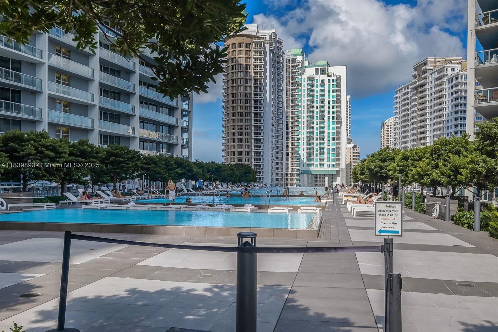 485 Brickell Ave # 2908, Miami FL 33131 — 23