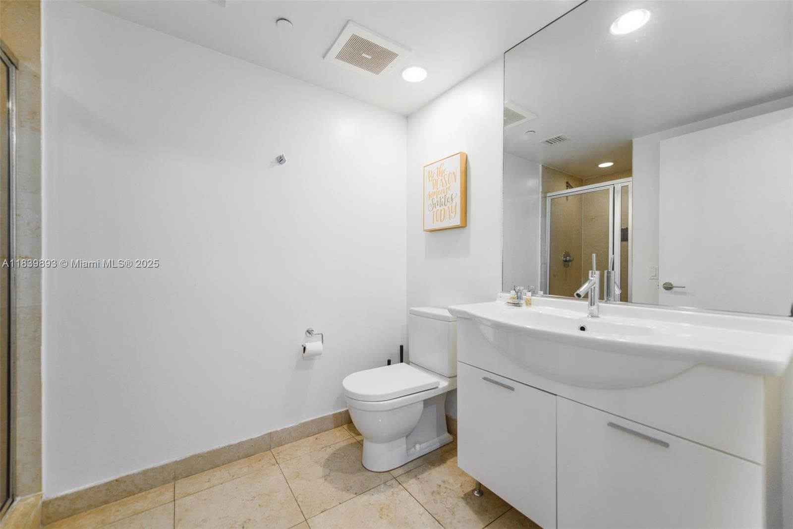 485 Brickell Ave # 2908, Miami FL 33131 — 17