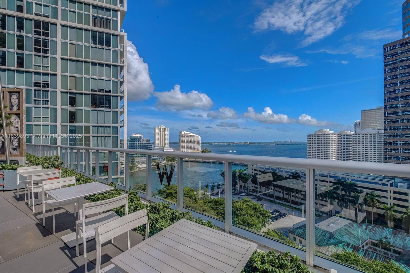 485 Brickell Ave # 2908, Miami FL 33131 — 24