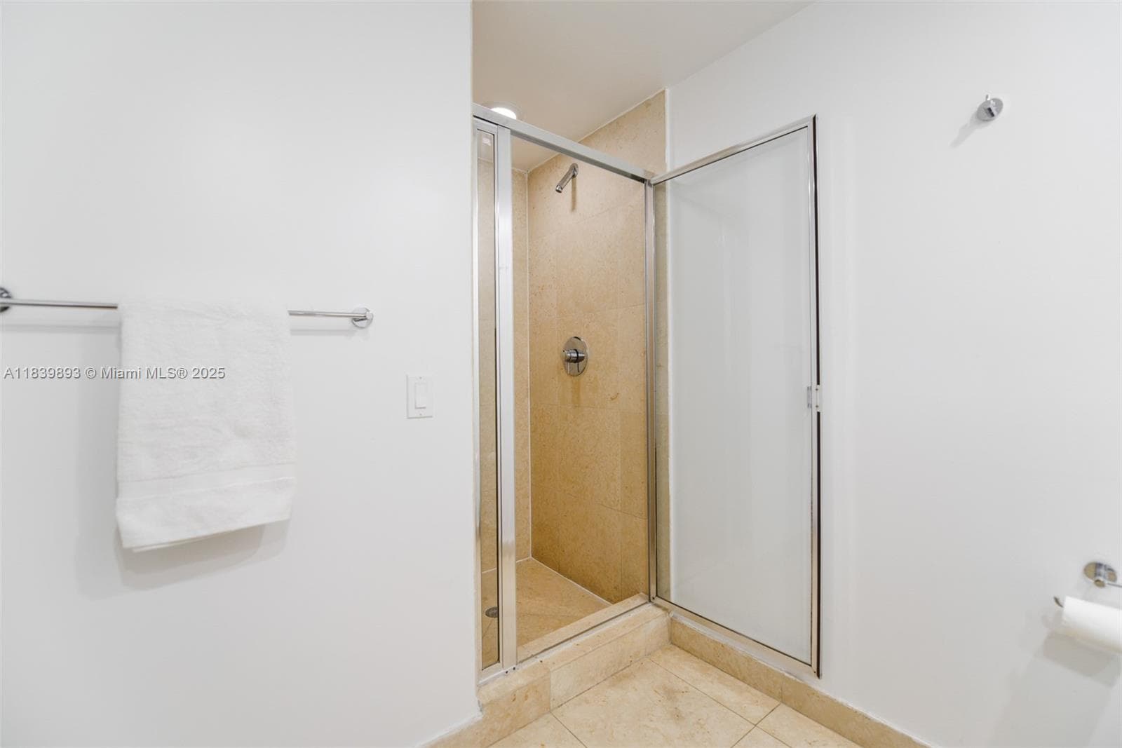 485 Brickell Ave # 2908, Miami FL 33131 — 18