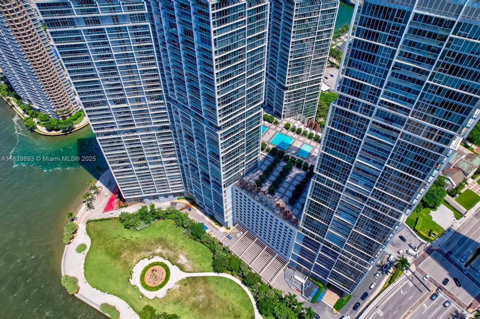 485 Brickell Ave # 2908, Miami FL 33131 — 29