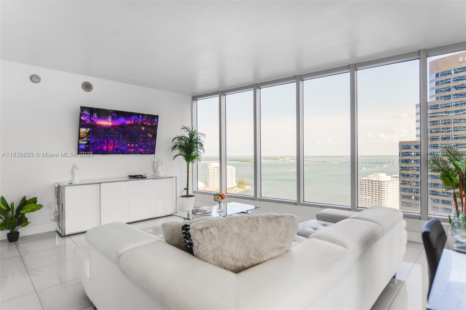 485 Brickell Ave # 2908, Miami FL 33131 — 4