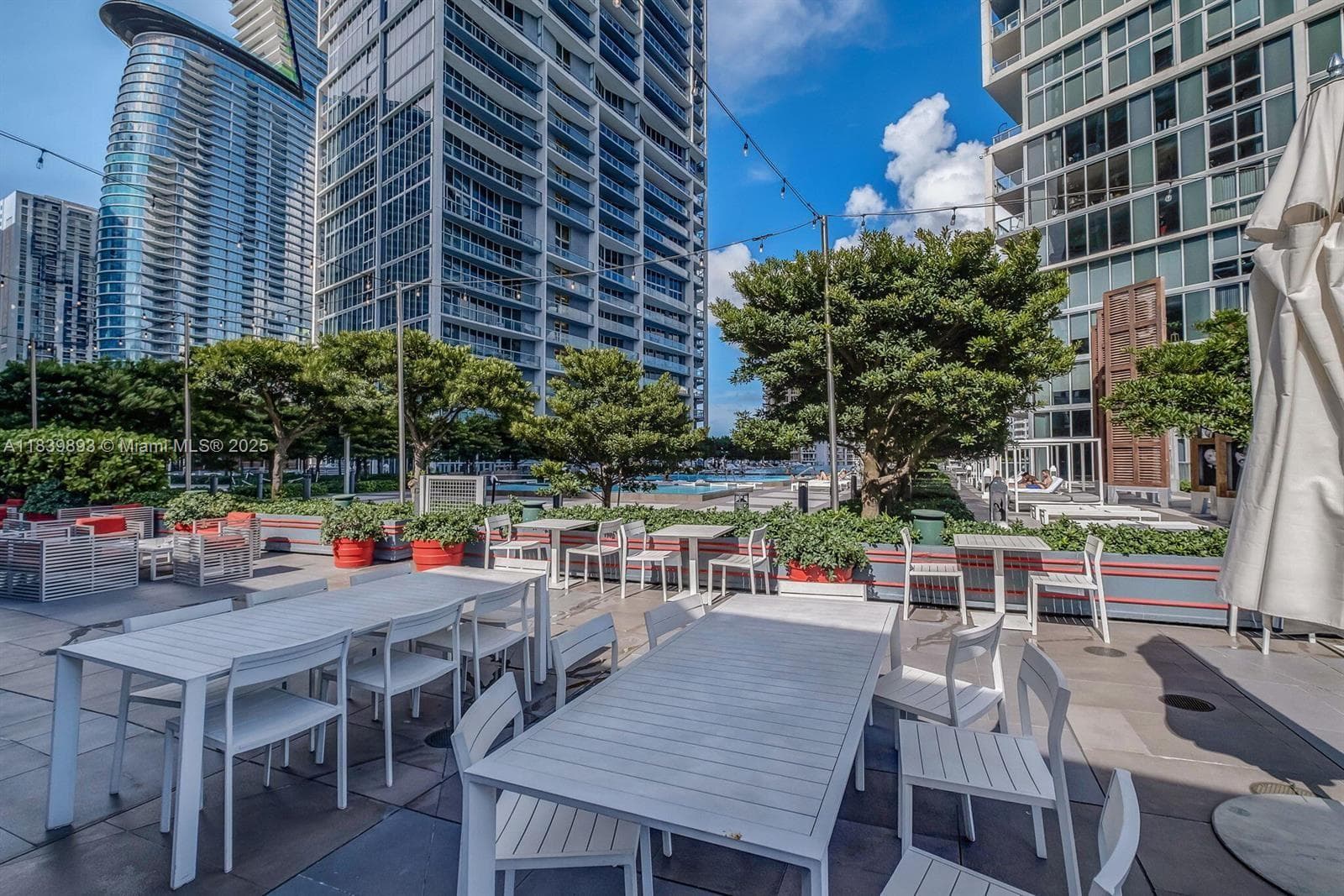 485 Brickell Ave # 2908, Miami FL 33131 — 25