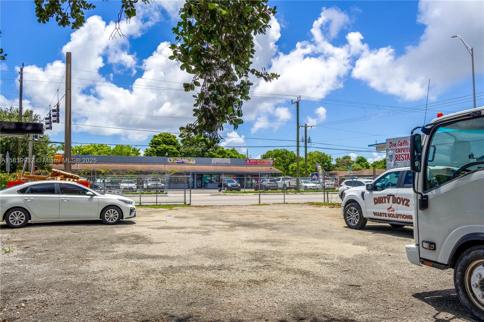 3450 NW 32nd Ave, Miami FL 33142 — 2