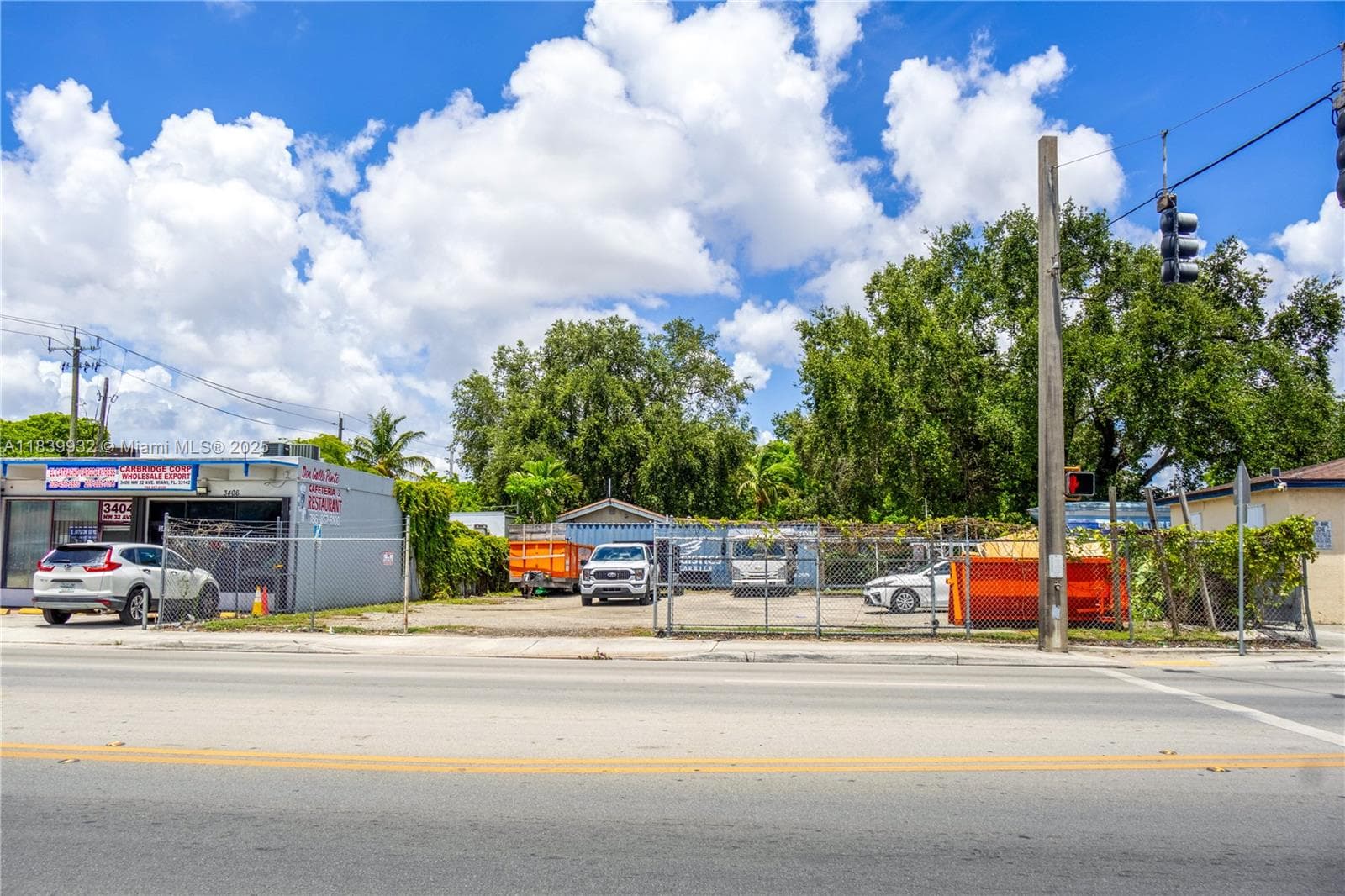 3450 NW 32nd Ave, Miami FL 33142 — 3