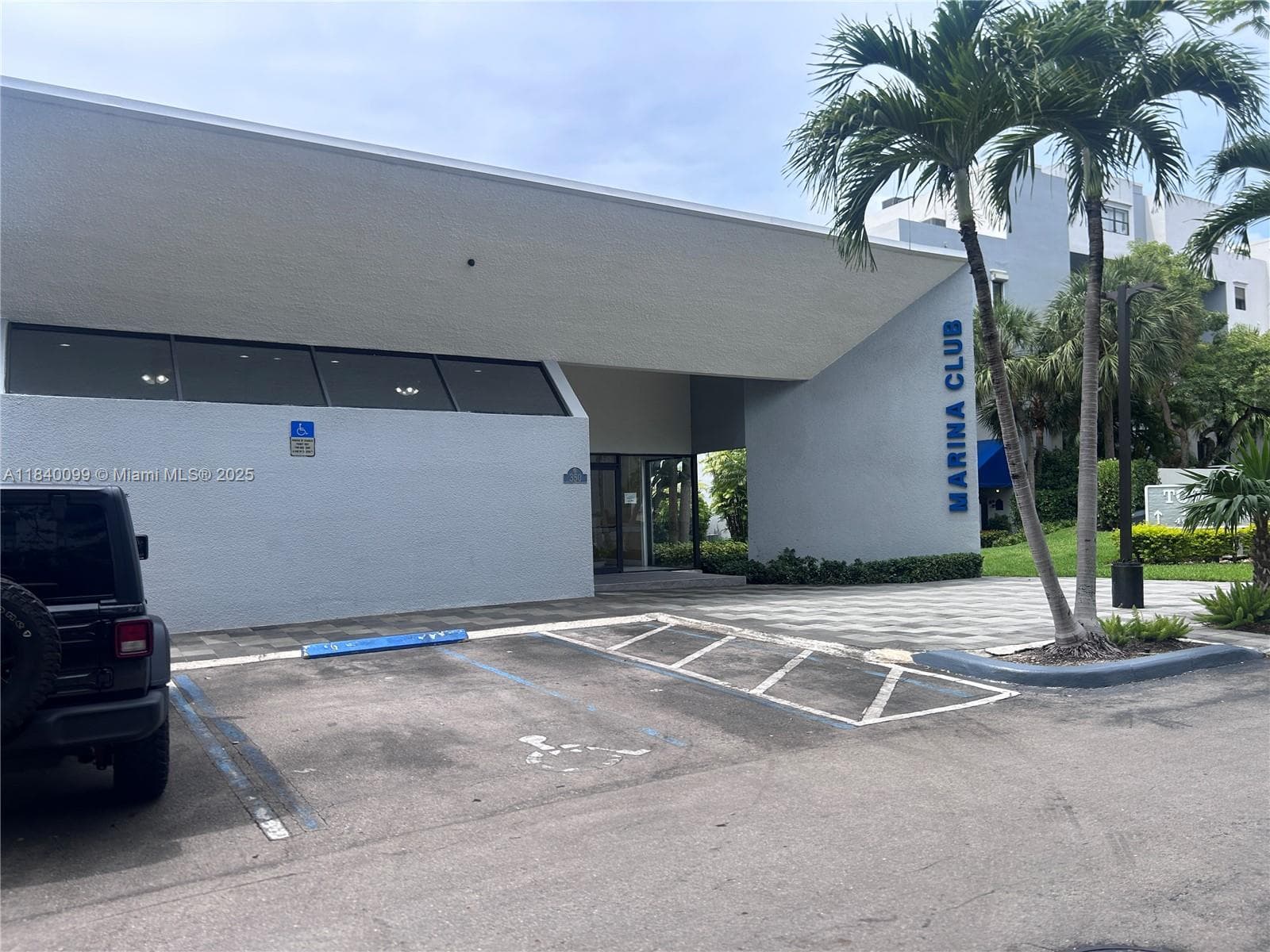 324 Poinciana Dr # 906, Sunny Isles Beach FL 33160 — 52