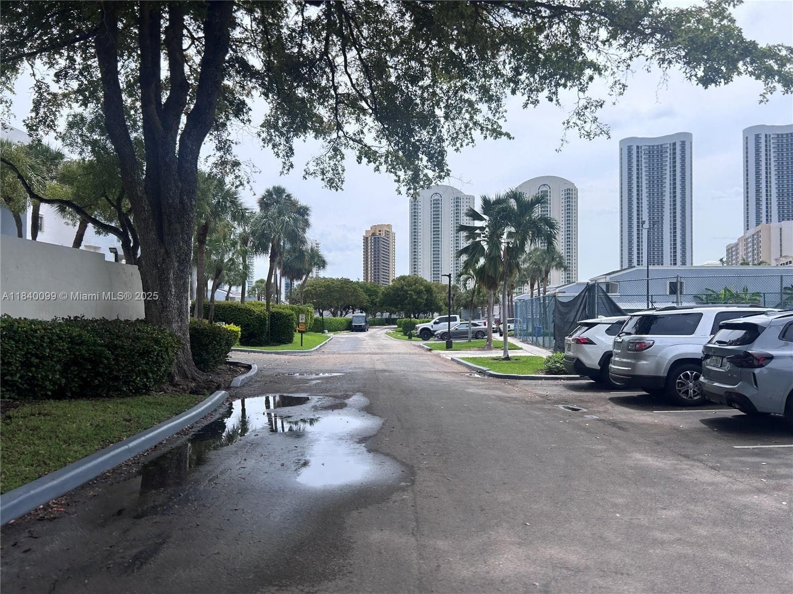 324 Poinciana Dr # 906, Sunny Isles Beach FL 33160 — 51