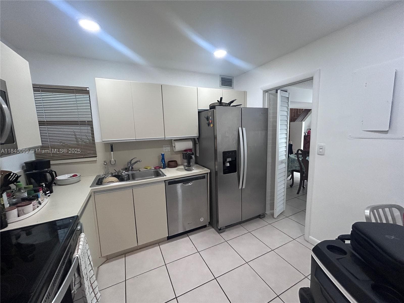 324 Poinciana Dr # 906, Sunny Isles Beach FL 33160 — 35