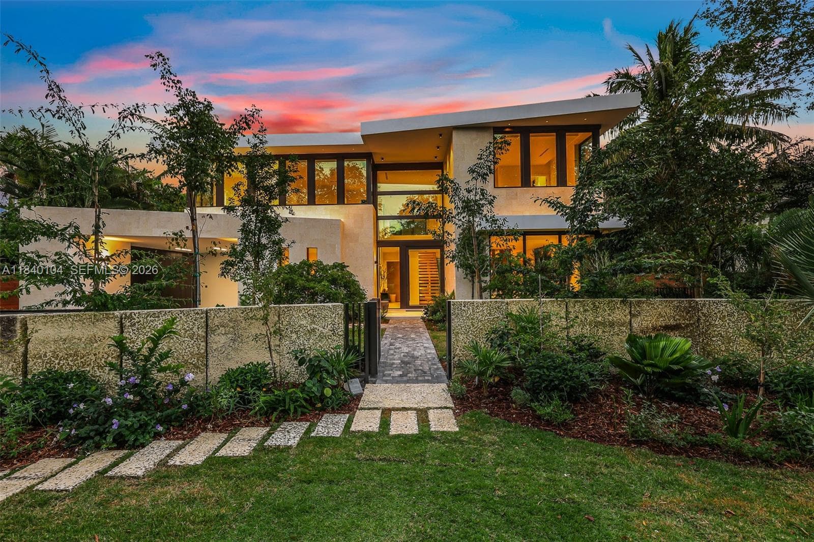 3860 Little Ave, Miami FL 33133 — 2