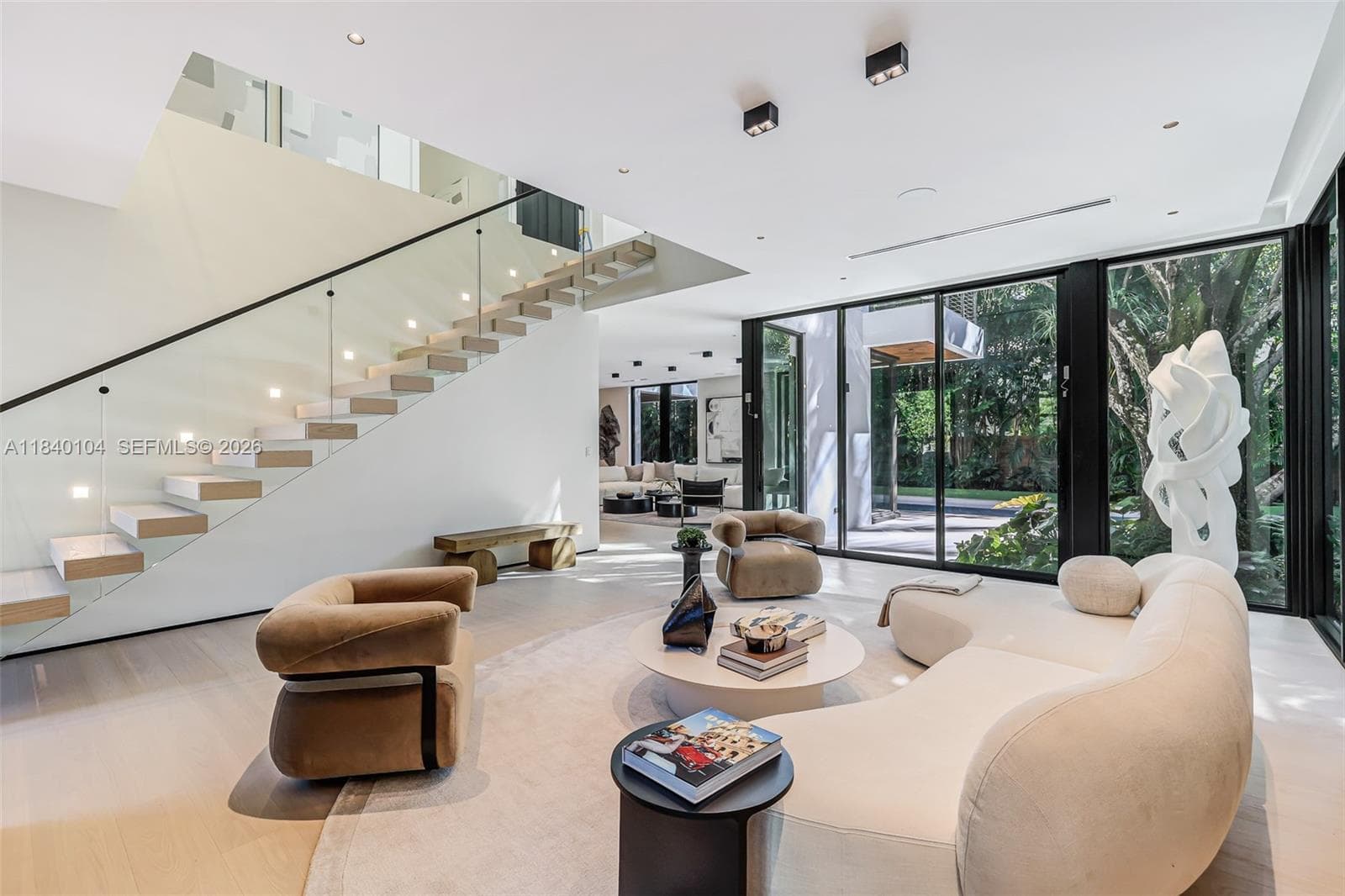 3860 Little Ave, Miami FL 33133 — 6