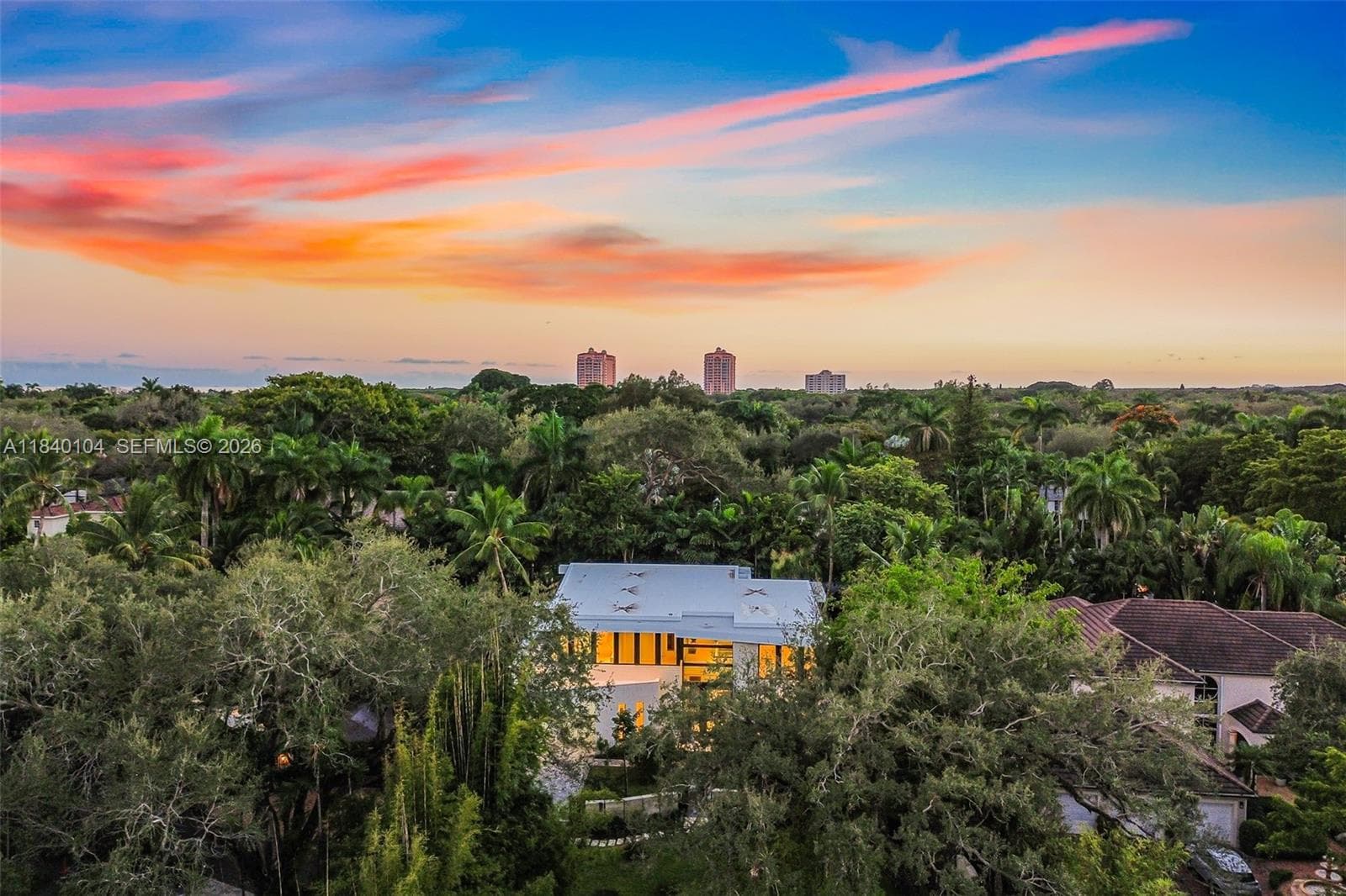 3860 Little Ave, Miami FL 33133 — 22