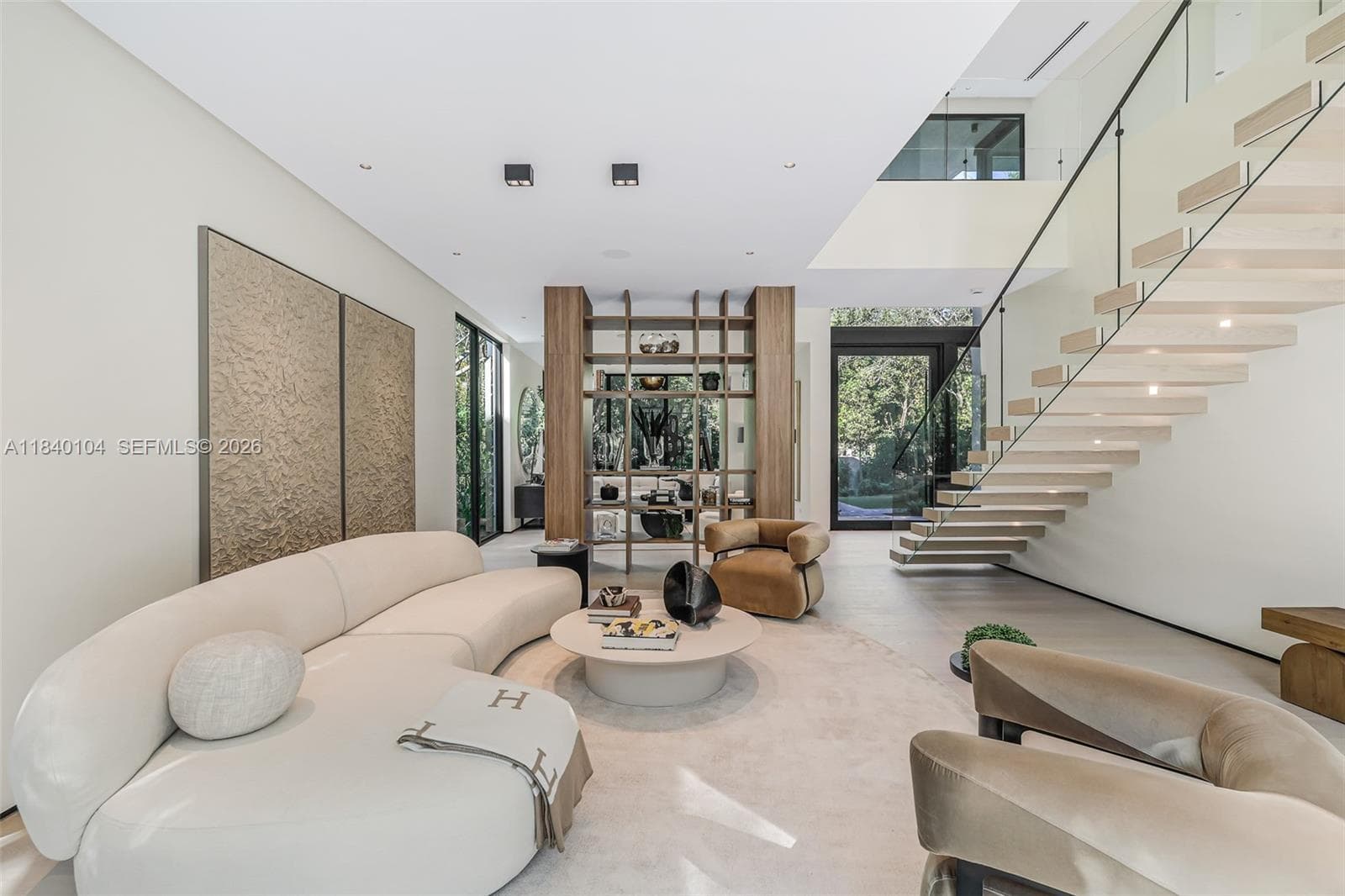 3860 Little Ave, Miami FL 33133 — 7